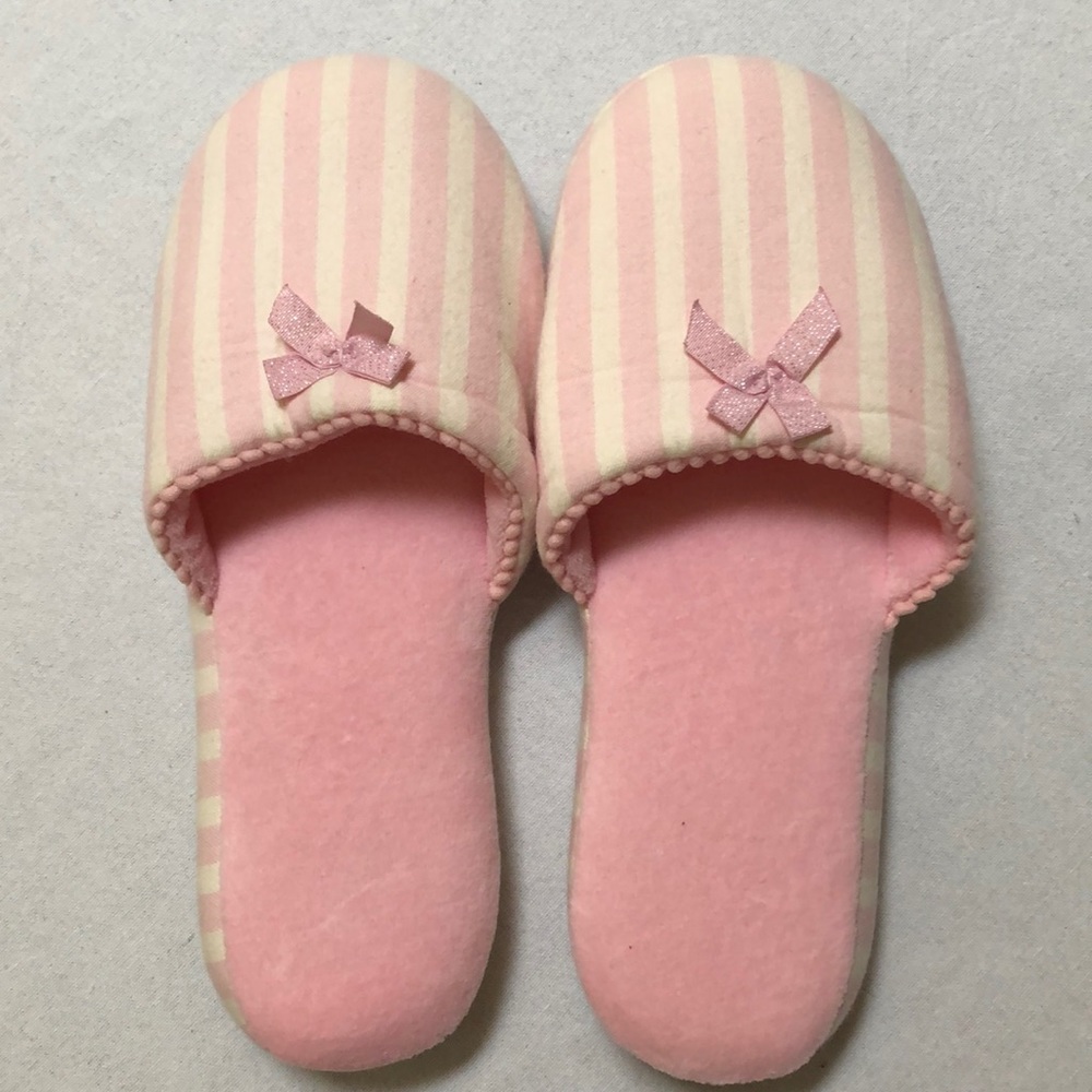 Victoria’s Secret Dreamer Slippers NWOT
